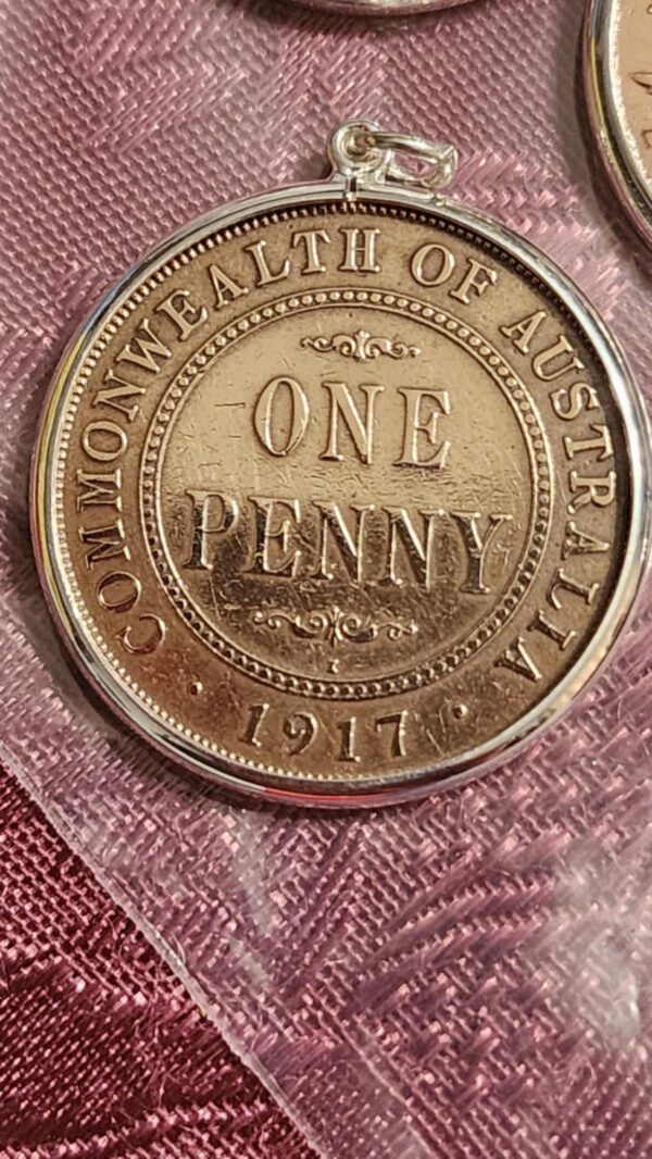 1917 925 Sterling Silver Australian Penny Pendant